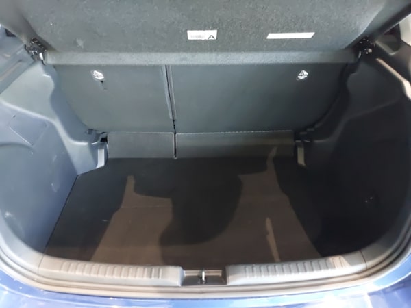Used Toyota Yaris 2022 for sale - 76166271: Photo 8