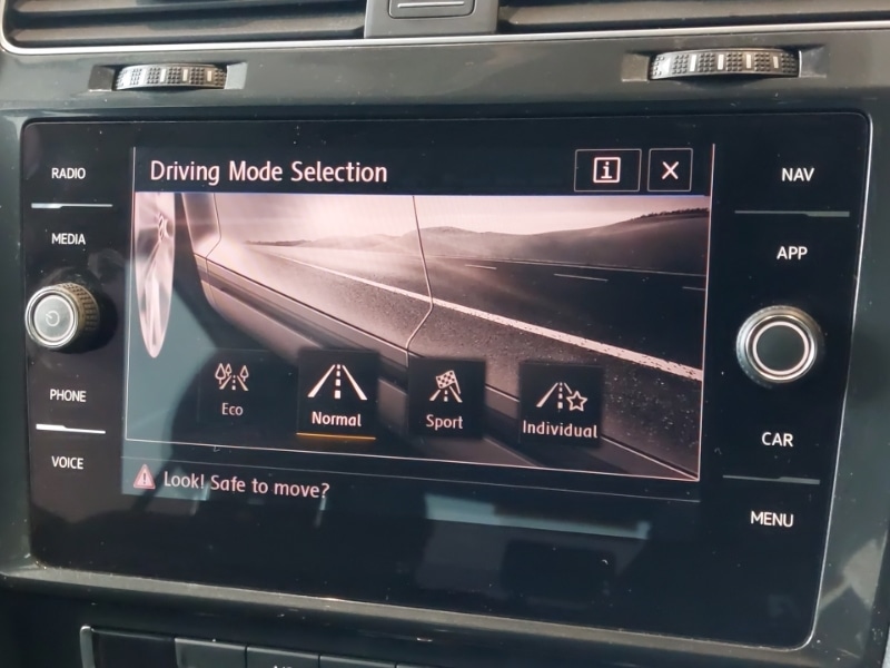 Used Volkswagen Golf 2017 for sale - 78203317: Photo 16