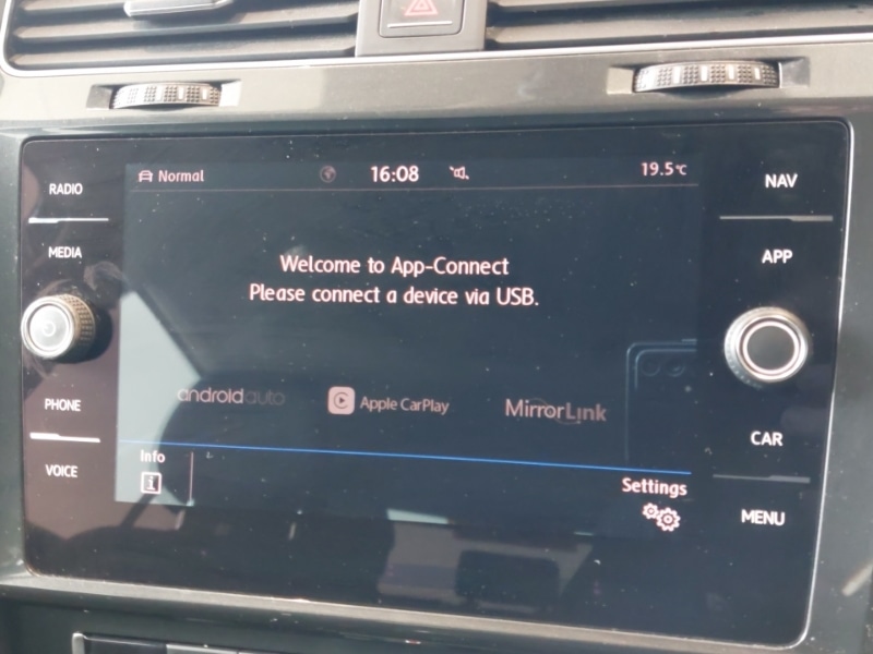 Used Volkswagen Golf 2017 for sale - 78203317: Photo 19