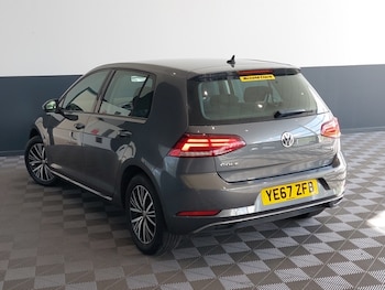 Used Volkswagen Golf 2017 for sale - 78203317: Photo
