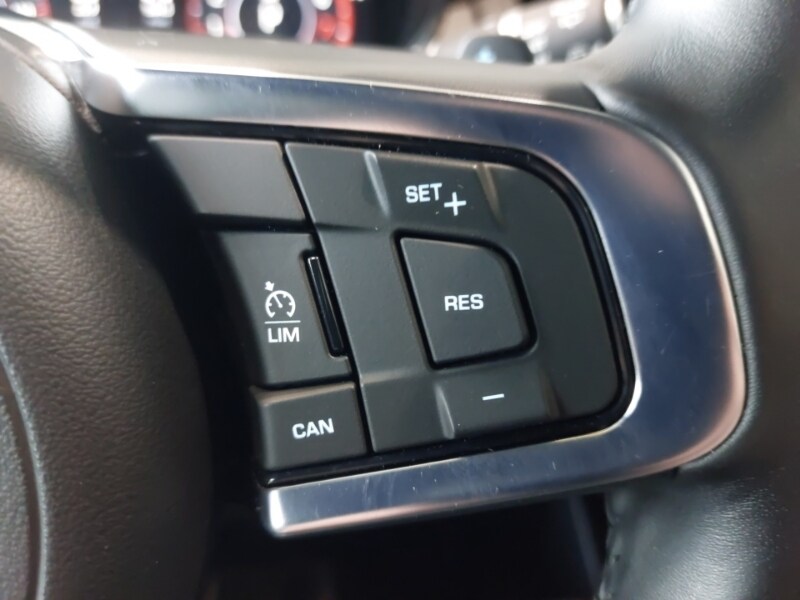 Used Jaguar E-Pace 2020 for sale - 78040732: Photo 16