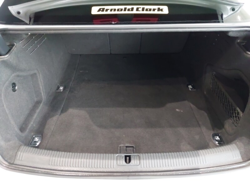 Used Audi A4 2019 for sale - 77816158: Photo 8