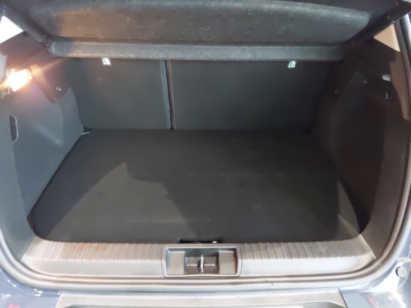 Used Renault Captur 2023 for sale - 76925100: Photo 8