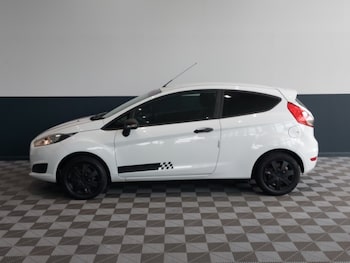 Used Ford Fiesta 2014 for sale - 79243485: Photo