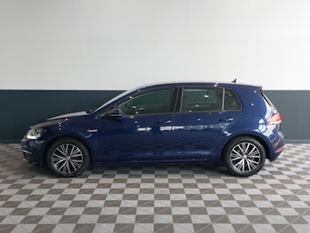 Used Volkswagen Golf 2018 for sale - 79480994: Photo
