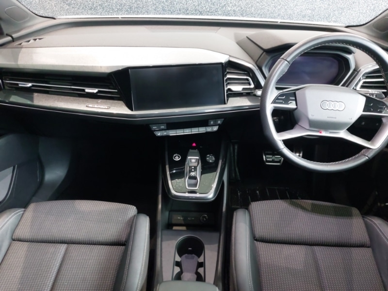 Used Audi Q4 e-tron 2023 for sale - 77816201: Photo 2