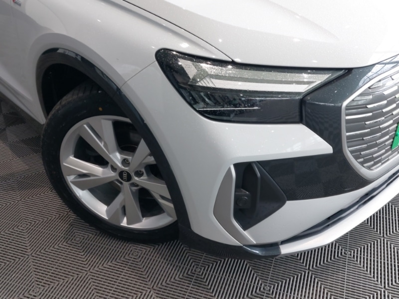 Used Audi Q4 e-tron 2023 for sale - 77816201: Photo 9