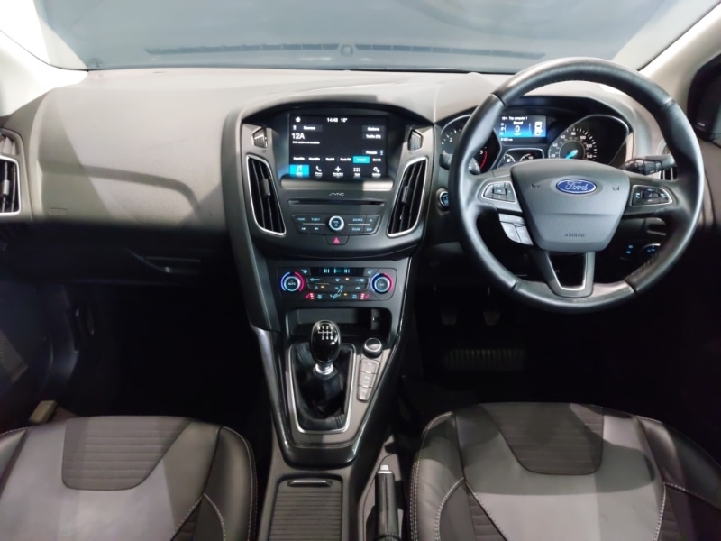 Used Ford Focus 2017 for sale - 77495481: Photo 2