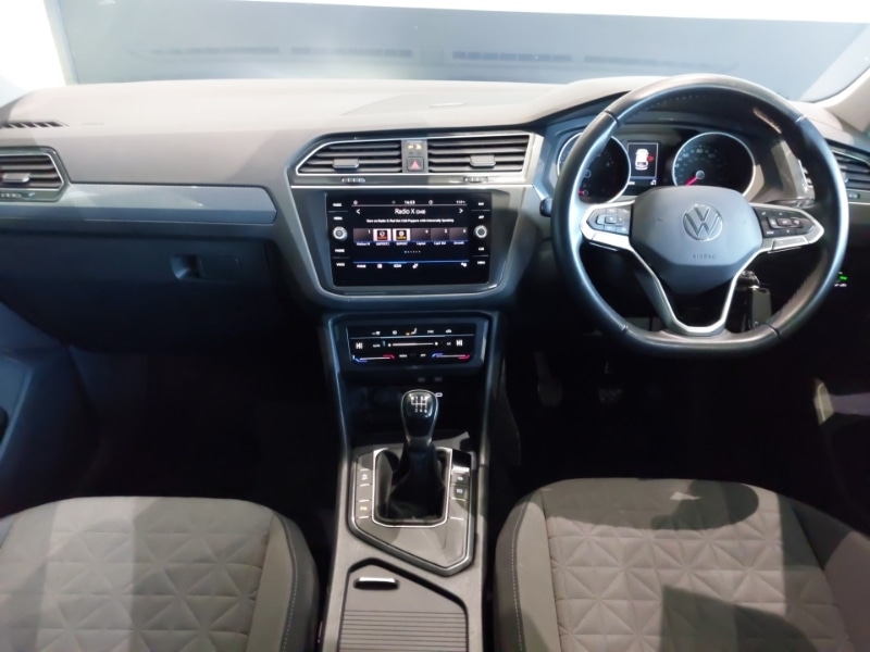 Used Volkswagen Tiguan 2021 for sale - 77223579: Photo 2