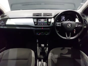 Used Skoda Fabia 2019 for sale - 77234985: Photo