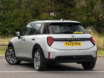Used MINI Cooper 2025 for sale - 79704291: Photo