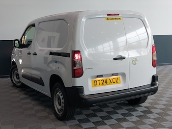 Used Vauxhall Combo 2024 for sale - 76464838: Photo