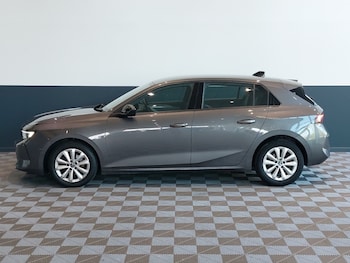 Used Vauxhall Astra 2023 for sale - 79180456: Photo