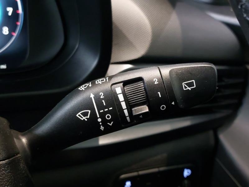 Used Hyundai i20 2023 for sale - 77049477: Photo 17