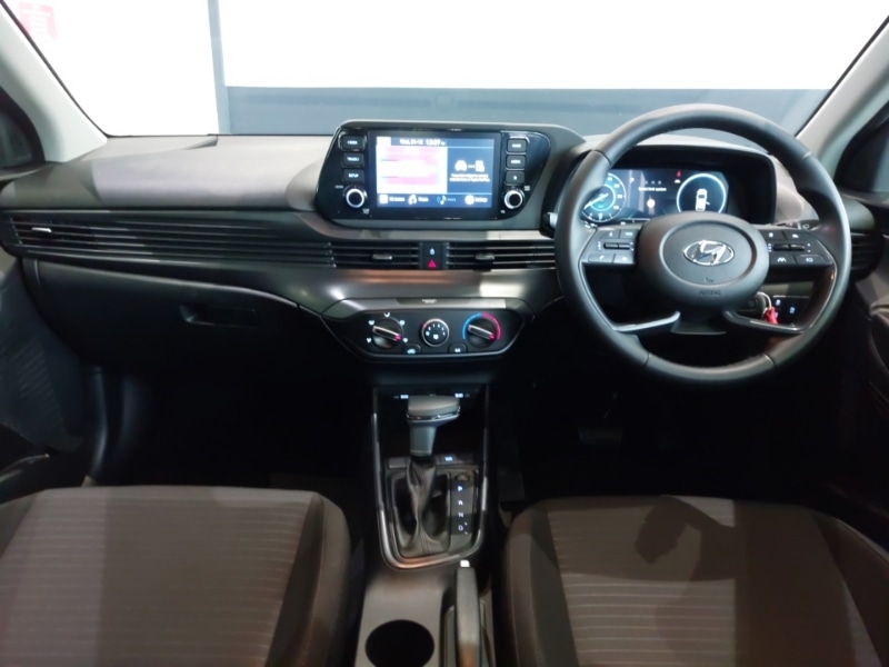 Used Hyundai i20 2023 for sale - 77049477: Photo 2