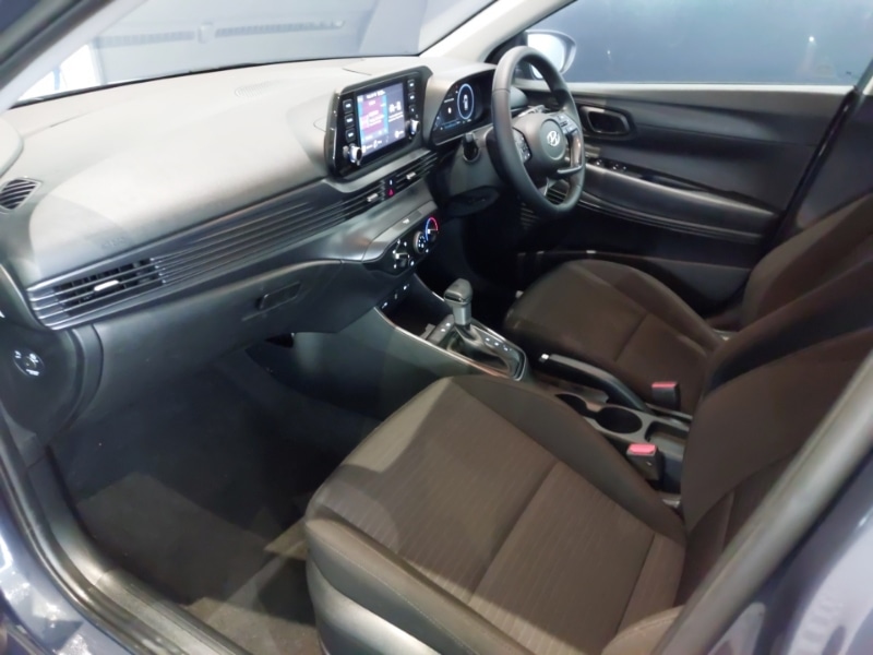 Used Hyundai i20 2023 for sale - 77049477: Photo 5