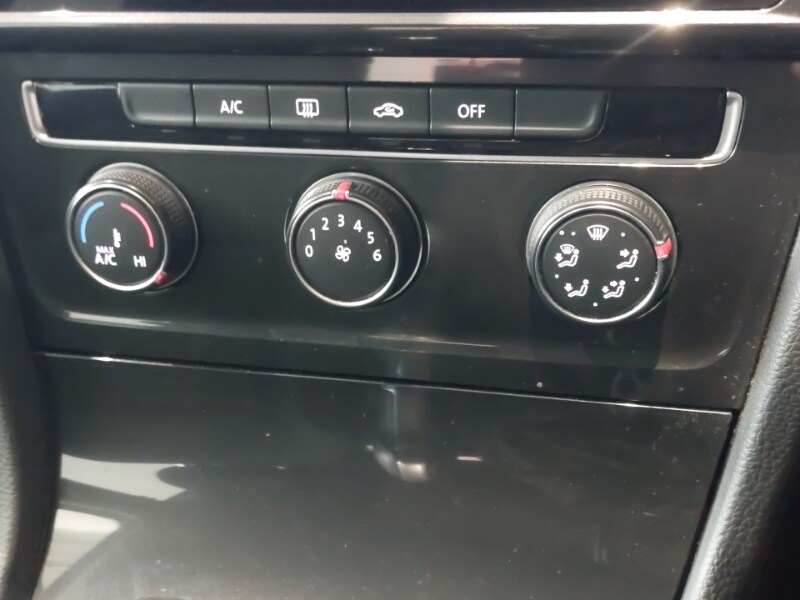 Used Volkswagen Golf 2018 for sale - 76749201: Photo 17