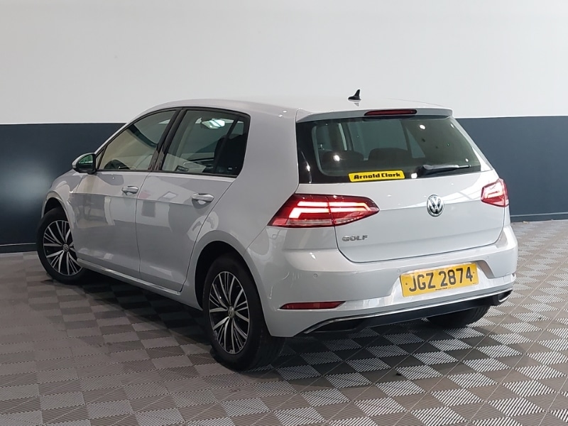 Used Volkswagen Golf 2018 for sale - 76749201: Photo 3