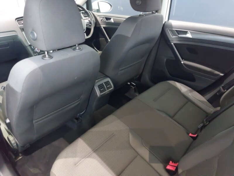 Used Volkswagen Golf 2018 for sale - 76749201: Photo 6
