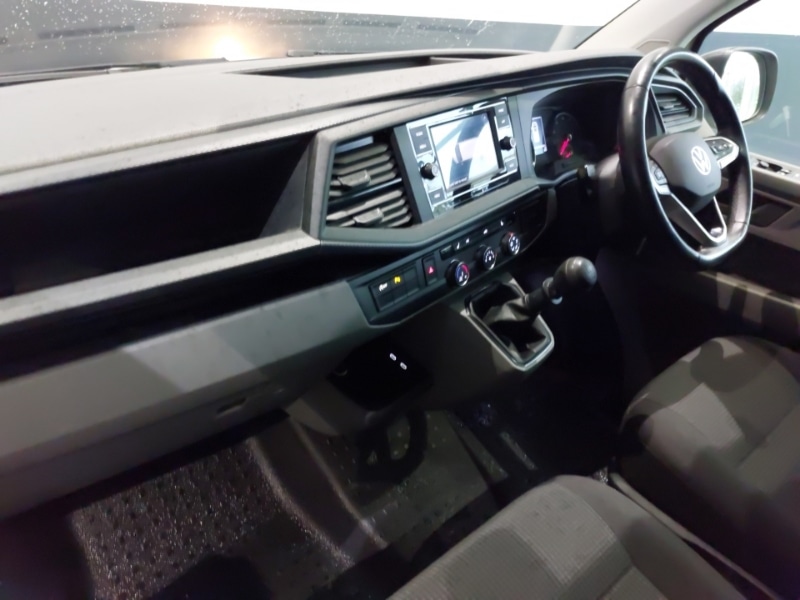 Used Volkswagen Transporter 2023 for sale - 77852506: Photo 2