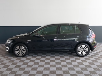 Used Volkswagen Golf 2018 for sale - 78118170: Photo