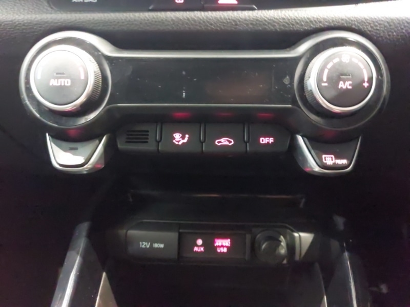 Used Kia Stonic 2020 for sale - 77289792: Photo 17