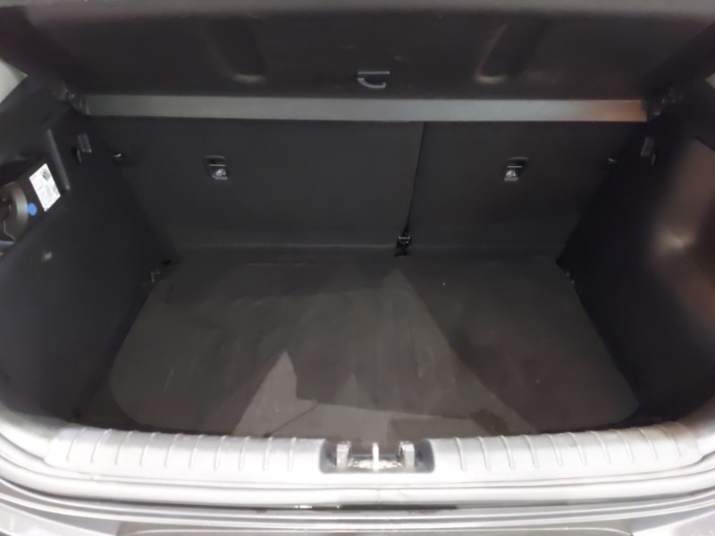 Used Kia Stonic 2020 for sale - 77289792: Photo 8