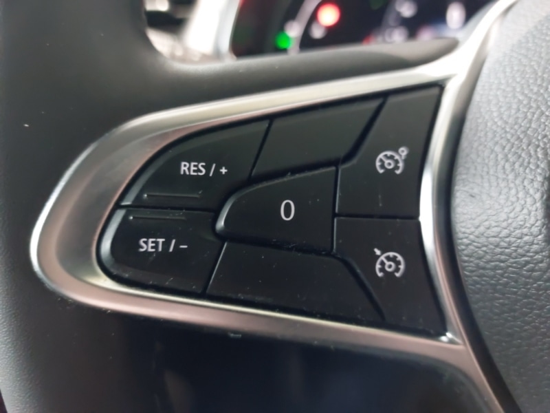 Used Renault Captur 2022 for sale - 76282139: Photo 14