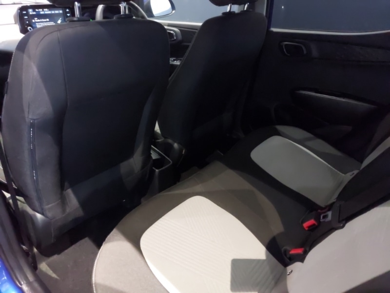 Used Hyundai i10 2021 for sale - 77536790: Photo 6