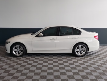 Used BMW 3 Series 2017 for sale - 78940736: Photo