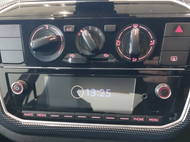 Used Volkswagen up! 2016 for sale - 76864446: Photo 18