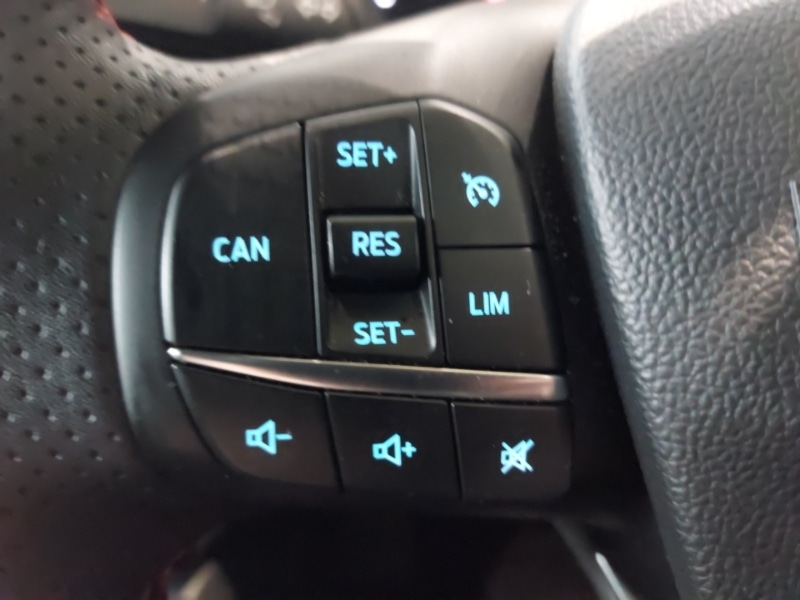 Used Ford Focus 2023 for sale - 76970397: Photo 14