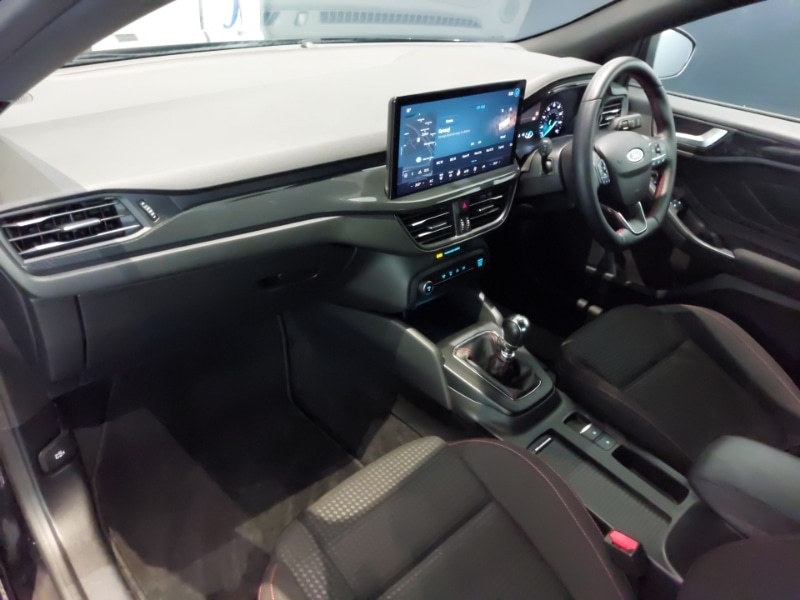 Used Ford Focus 2023 for sale - 76970397: Photo 5