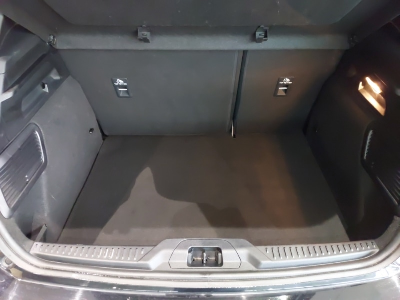 Used Ford Focus 2023 for sale - 76970397: Photo 8