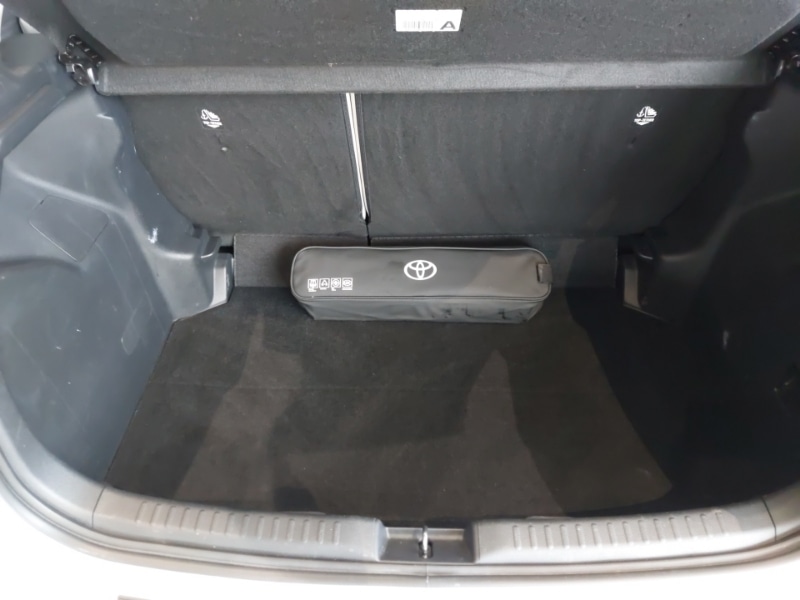 Used Toyota Yaris 2023 for sale - 77664127: Photo 8