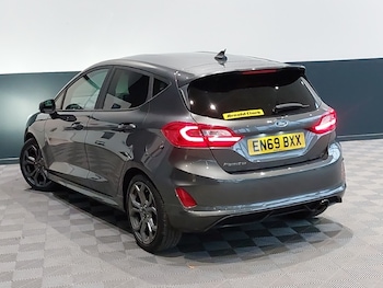 Used Ford Fiesta 2020 for sale - 77031932: Photo