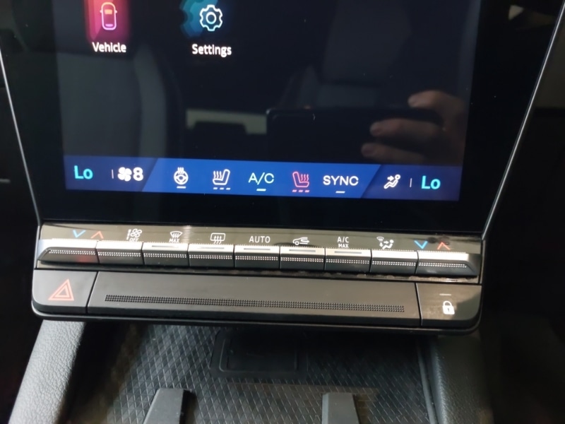 Used Renault Scenic E-Tech 2024 for sale - 75796294: Photo 17