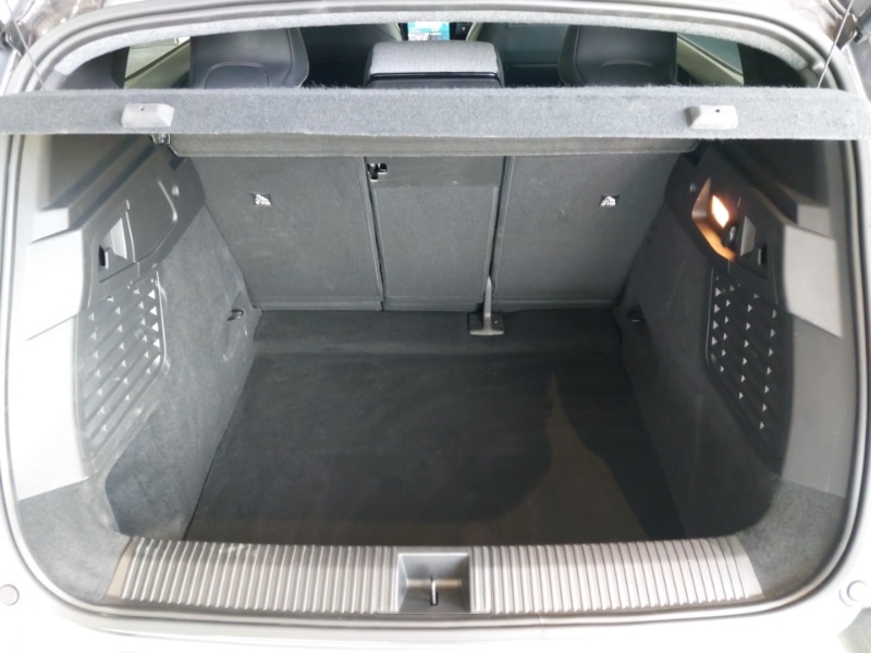 Used Renault Scenic E-Tech 2024 for sale - 75796294: Photo 8