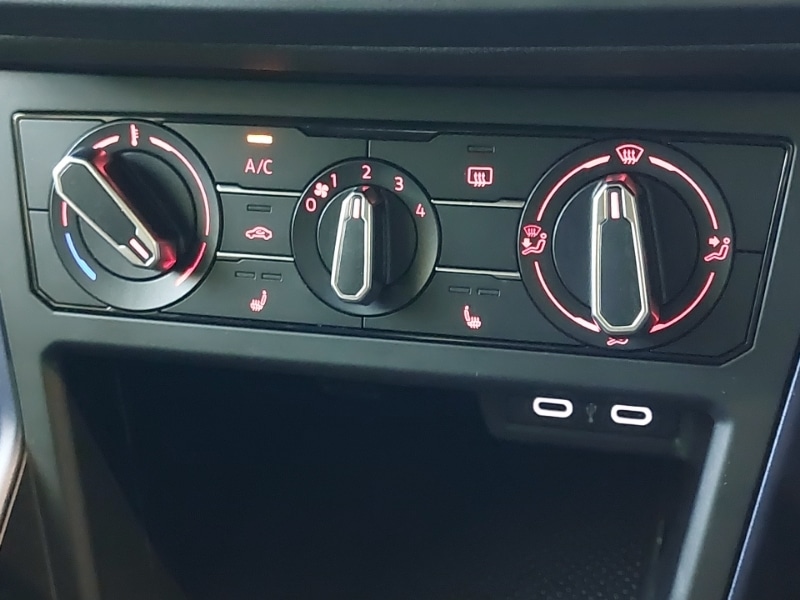 Used Volkswagen Polo 2021 for sale - 77141621: Photo 17