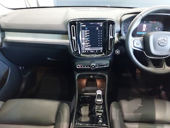 Used Volvo XC40 2024 for sale - 75921319: Photo