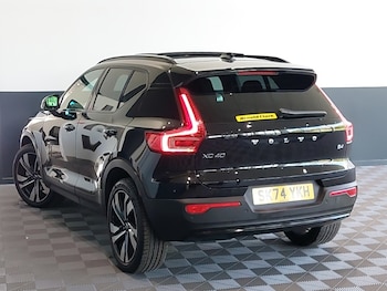 Used Volvo XC40 2024 for sale - 75921319: Photo
