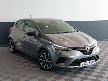Used Renault Clio 2023 for sale - 78841882: Photo
