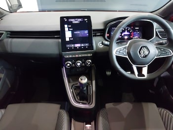 Used Renault Clio 2024 for sale - 76166026: Photo 2