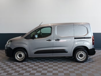 Used Citroen Berlingo 2023 for sale - 75576767: Photo