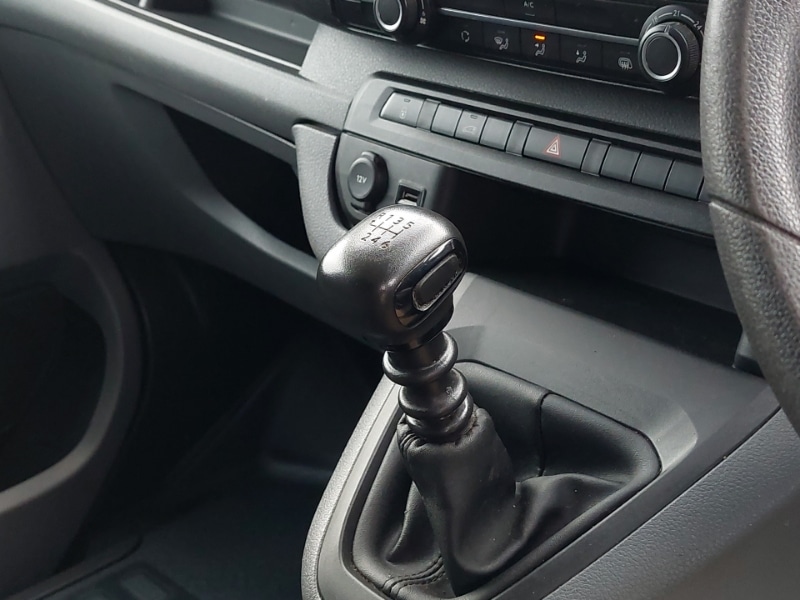 Used Vauxhall Vivaro 2021 for sale - 77938960: Photo 10