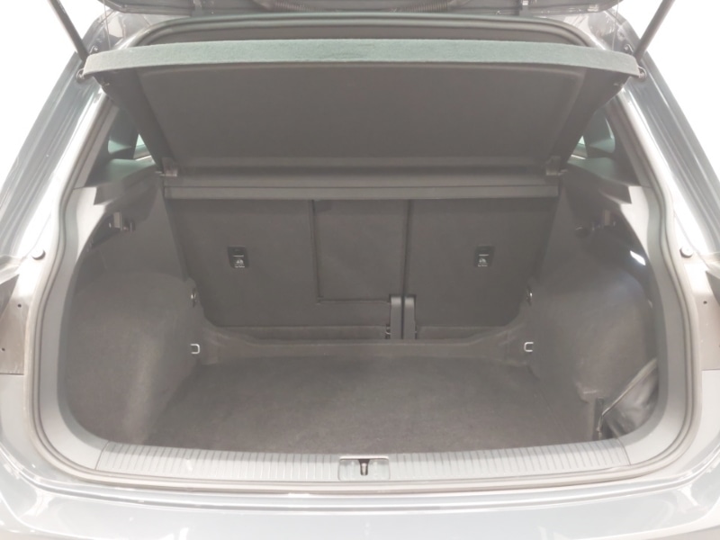 Used Volkswagen Tiguan 2023 for sale - 77214018: Photo 8