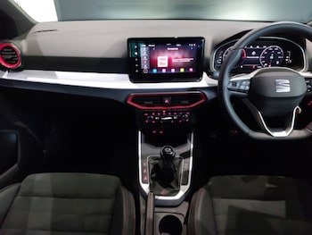 Used SEAT Arona 2024 for sale - 77392946: Photo
