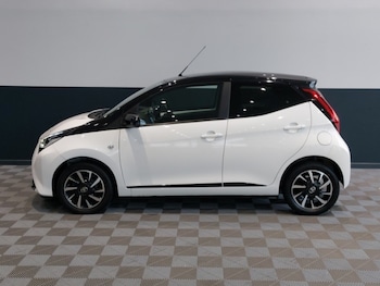 Used Toyota AYGO 2021 for sale - 77531370: Photo