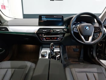 Used BMW 5 Series 2022 for sale - 77689960: Photo