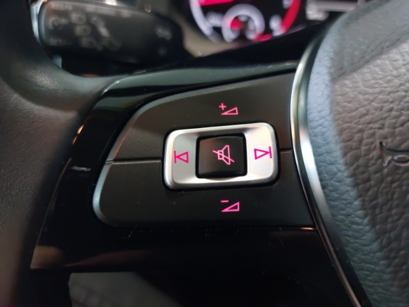 Used Volkswagen Polo 2018 for sale - 77070342: Photo 14